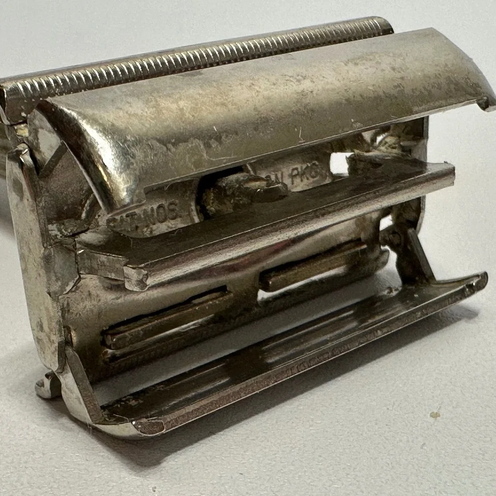 Gillette Slim Adjustable Safety Razor Mens‎ J2 Silver 1964 Butterfly TTO